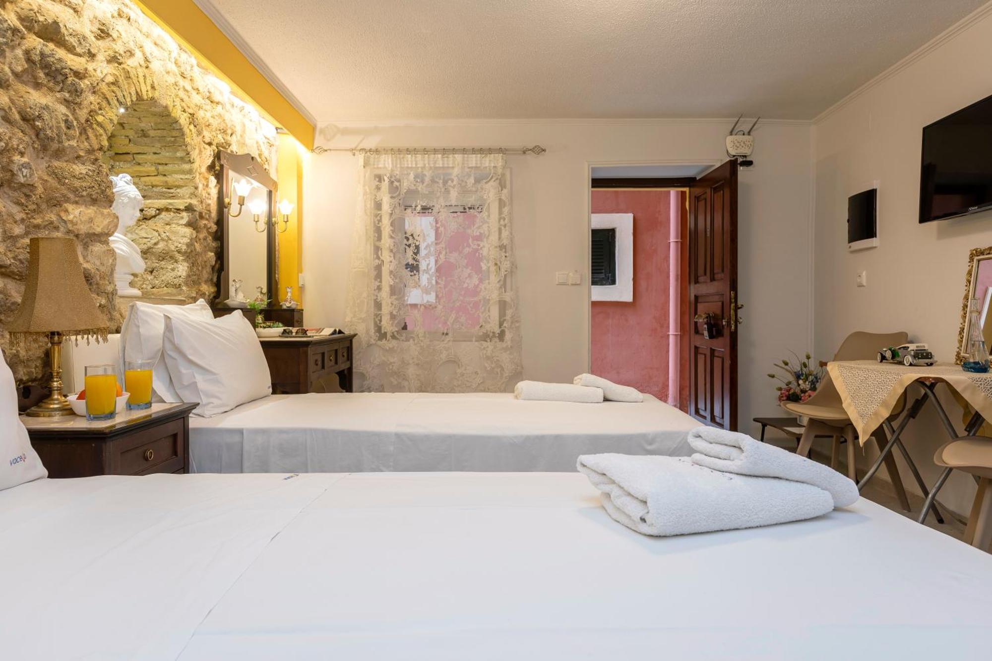 Studios In Corfu コルフ島 エクステリア 写真