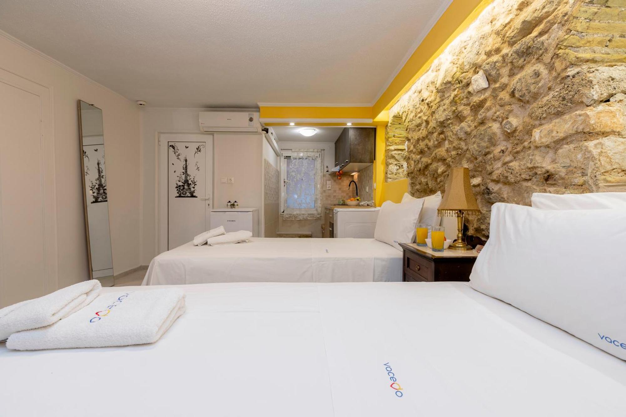 Studios In Corfu コルフ島 エクステリア 写真